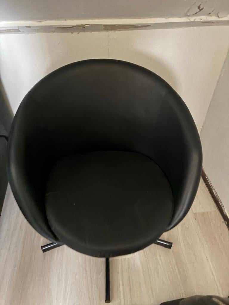 Ikea zwarte stoel - Gratis ophalen, Ophalen, Gebruikt, Zwart, Eén