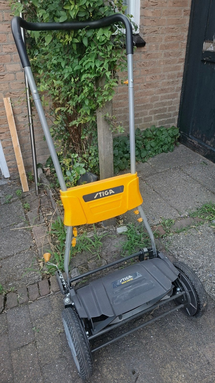 hand grasmaaier, Ophalen, Zo goed als nieuw, Elektrisch, Stiga