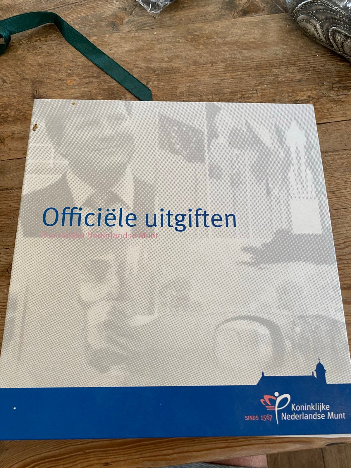 Officiële uitgiften Koninklijke Nederlandse Munt, Postzegels en Munten, Setje, Koningin Beatrix, Zilver, Euro's
