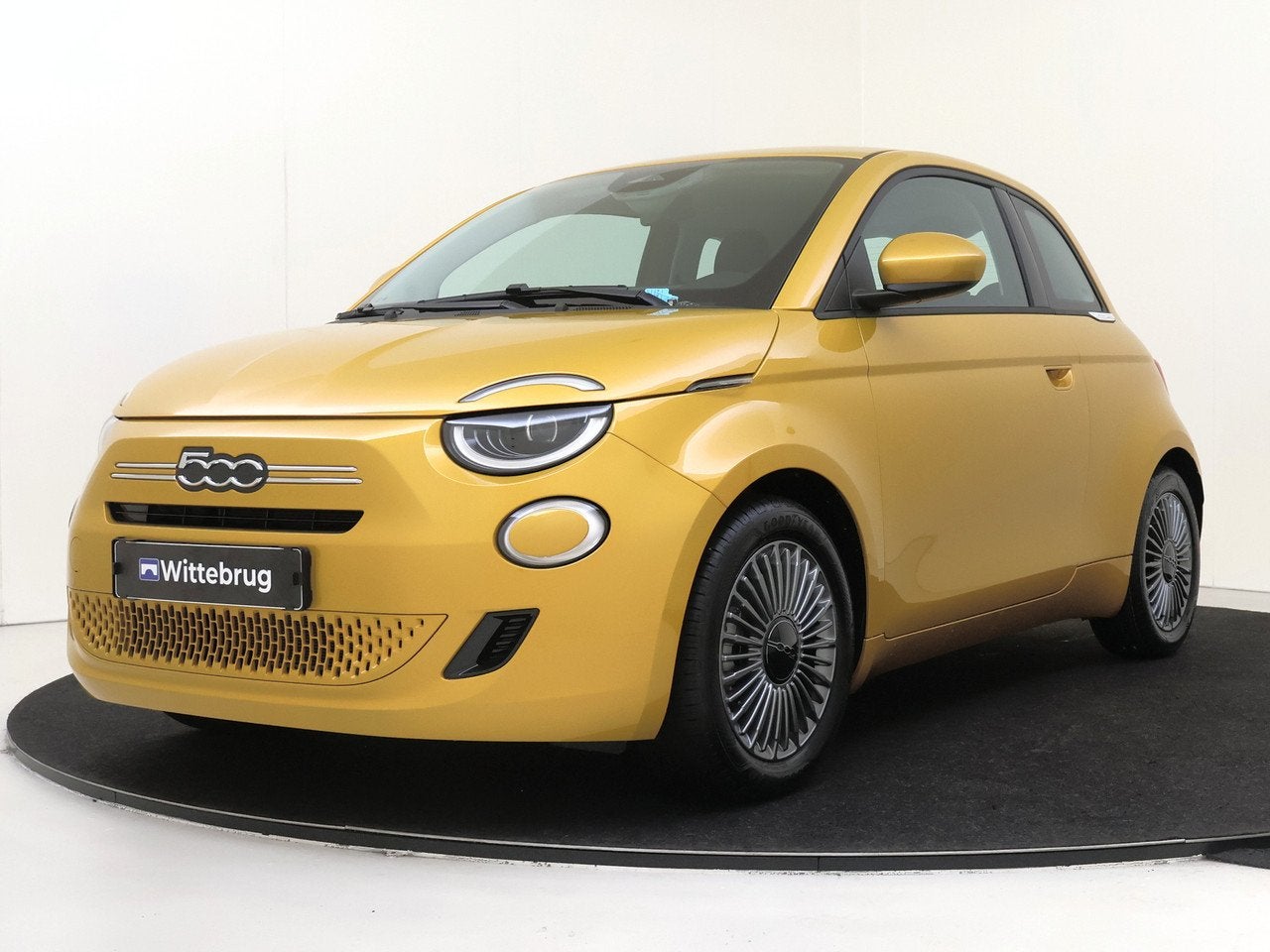 Fiat 500 1.0 Hybrid Torino Launch Edition | Apple Carplay |, Auto's, Fiat, 65 pk, Stof, Gebruikt, 4 stoelen