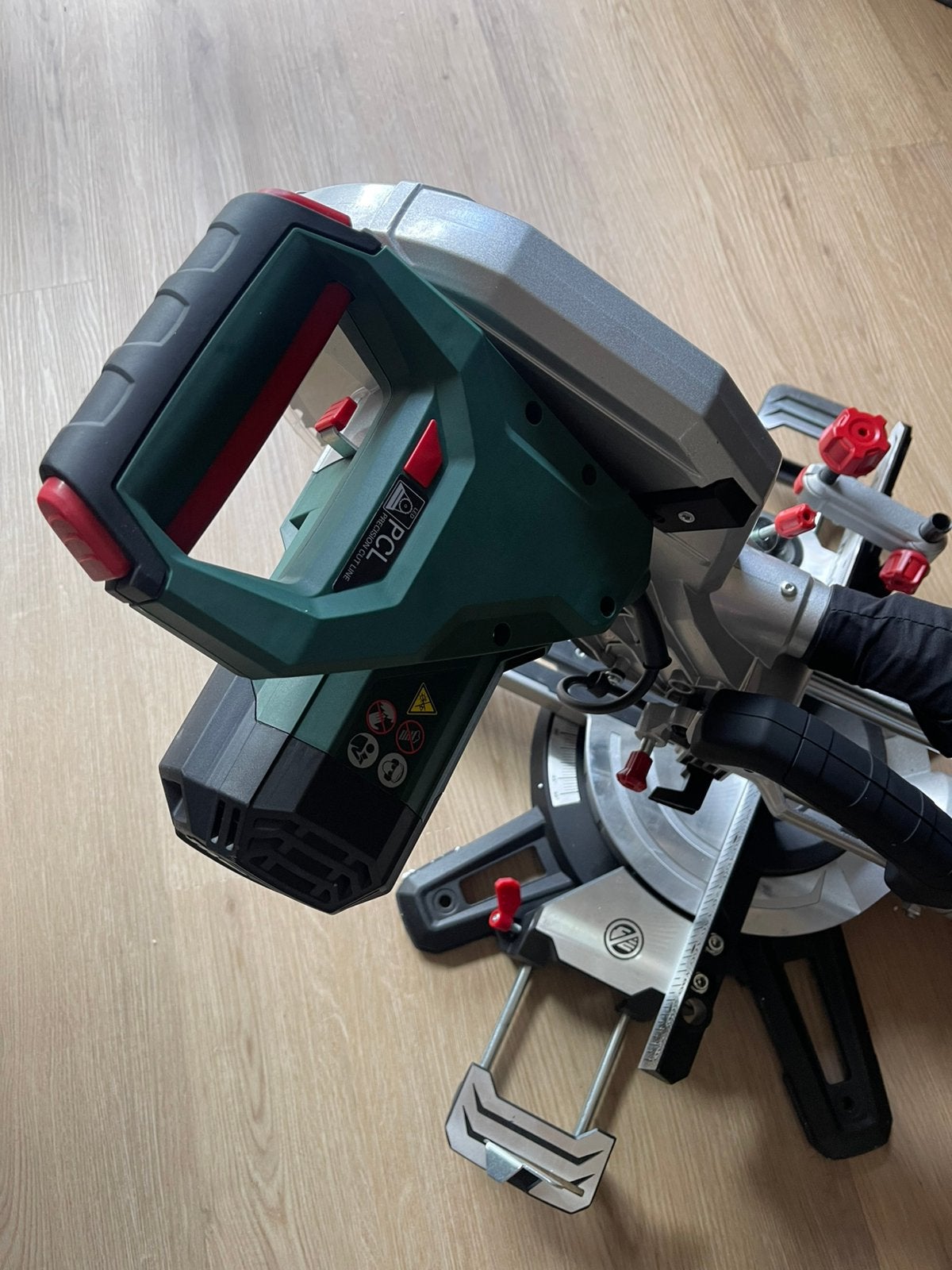 Metabo KGS 216 M afkort / verstekzaag, Ophalen, Zo goed als nieuw