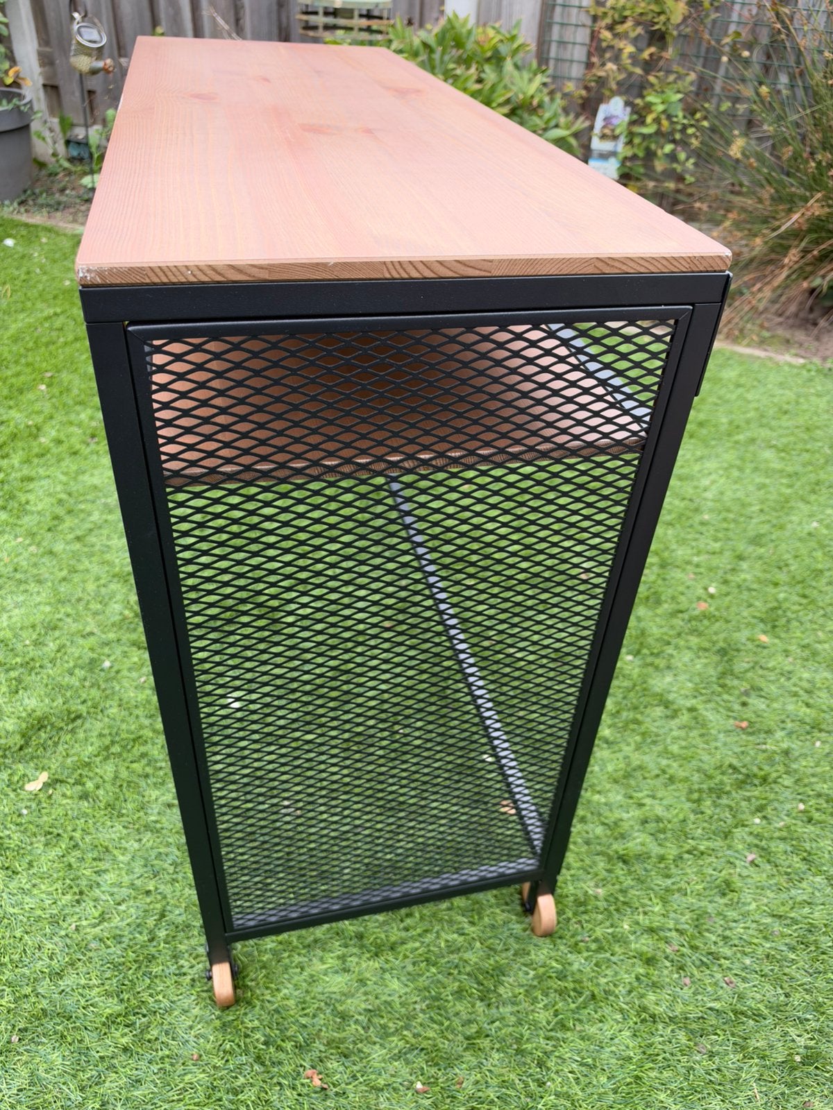 Bureau Fjalbo - Ikea - laptoptafel, Ophalen, 50 tot 100 cm, Ikea, Zo goed als nieuw