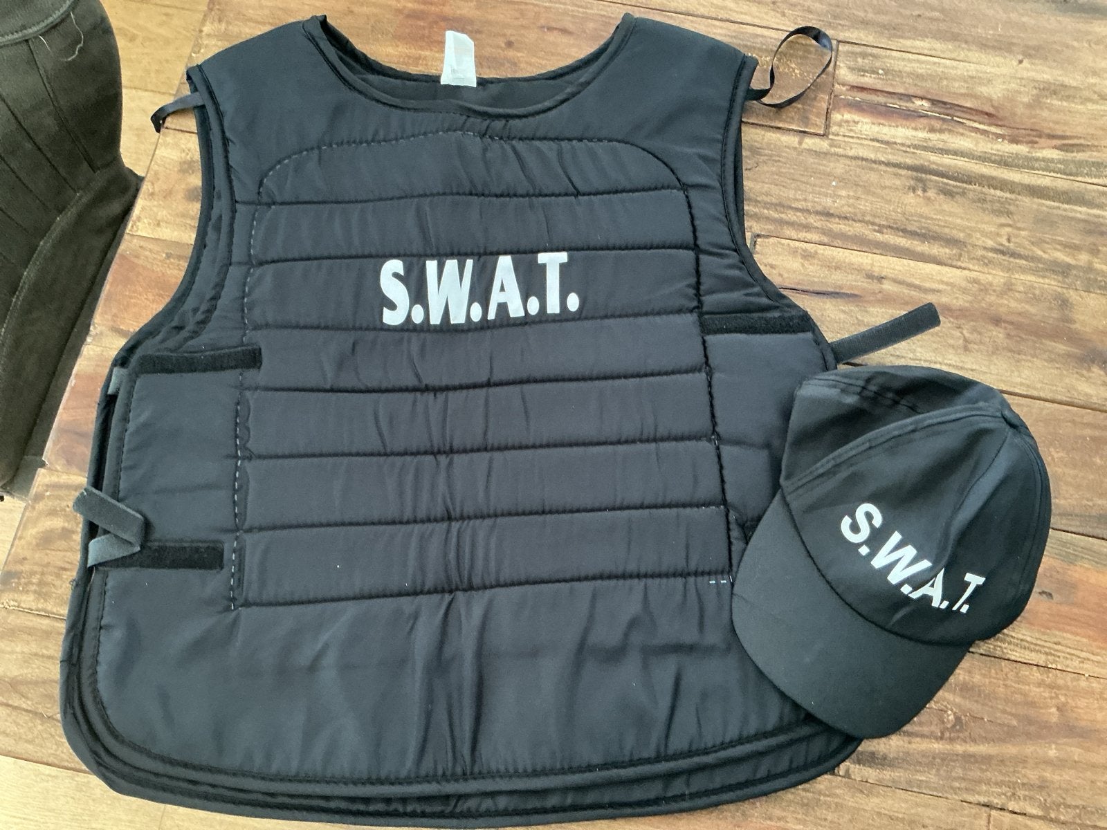 S.W.A.T. Kostuum Vest en Pet - Perfect voor Carnaval/Feest, Ophalen of Verzenden, Zo goed als nieuw, Bovenkleding