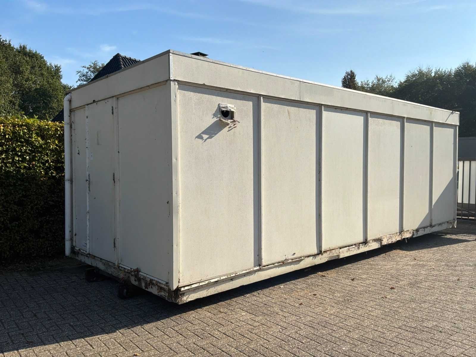 Afzet Kantoorunit, Zakelijke goederen