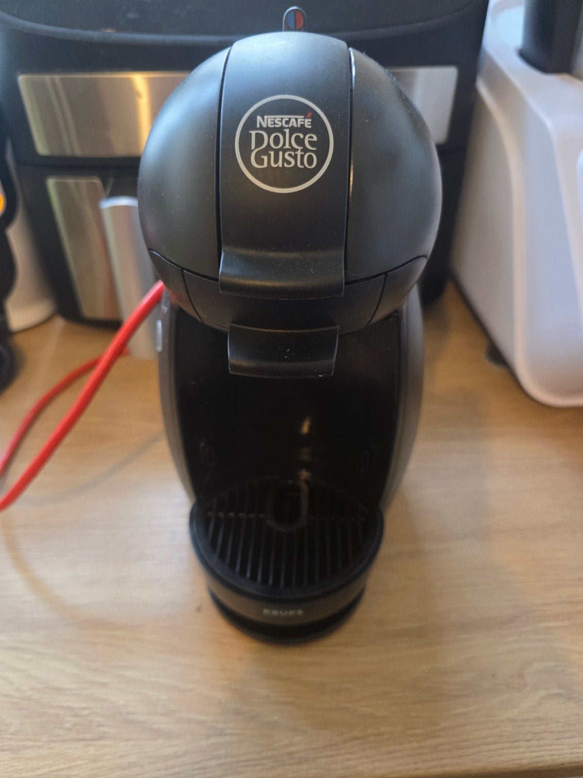 Nescafé Dolce Gusto Krups koffiezetapparaat, Ophalen, Gebruikt, Koffiemachine, Koffiepads en cups