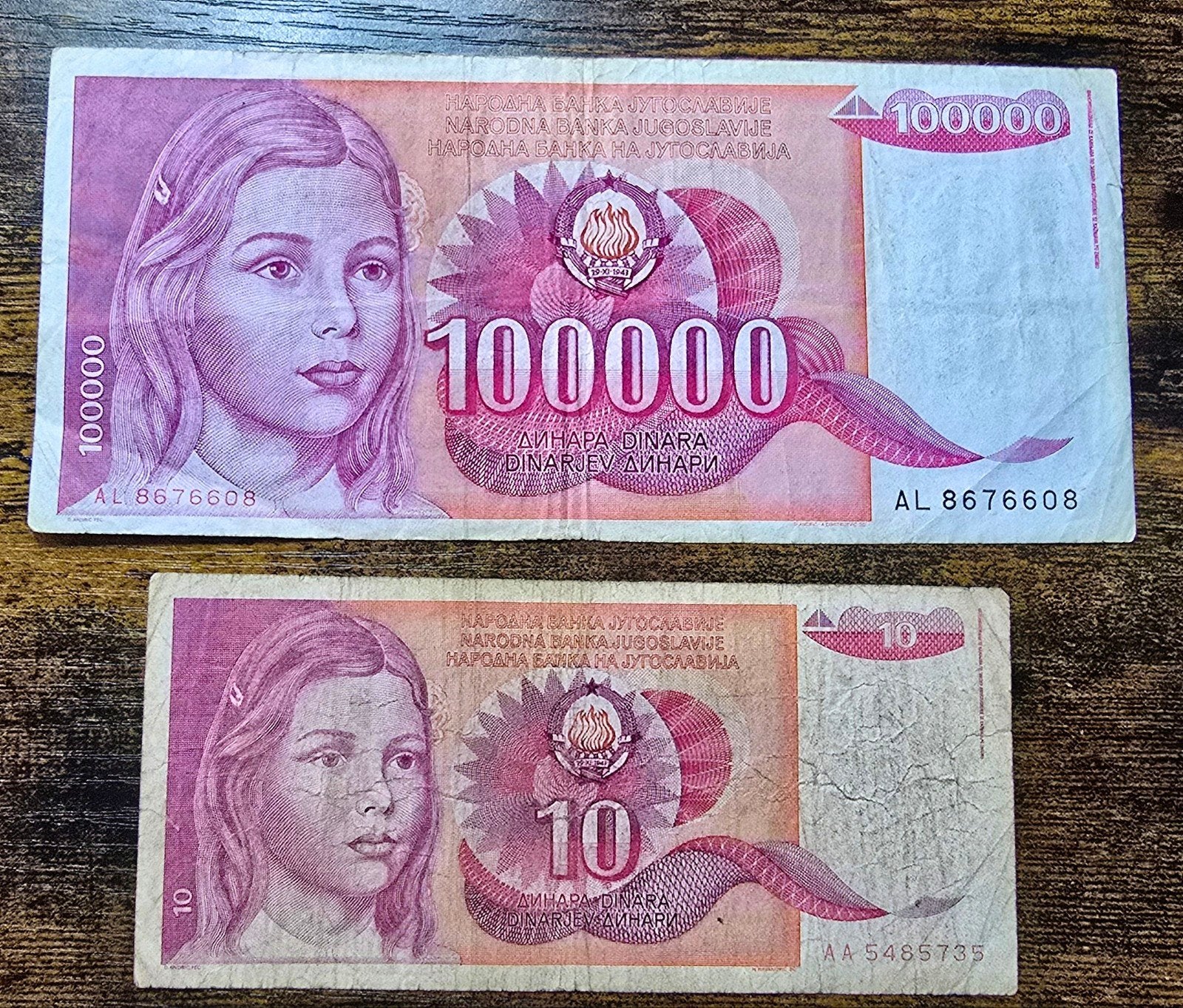 Joegoslavische Dinar biljetten - 100.000 en 10 Dinar, Ophalen of Verzenden, Setje