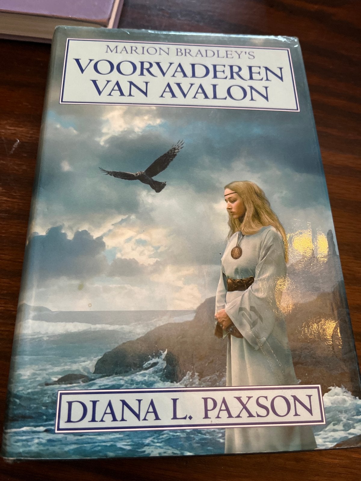 Marion Bradley's Voorvaderen van Avalon - Diana L. Paxson, Ophalen of Verzenden, Zo goed als nieuw