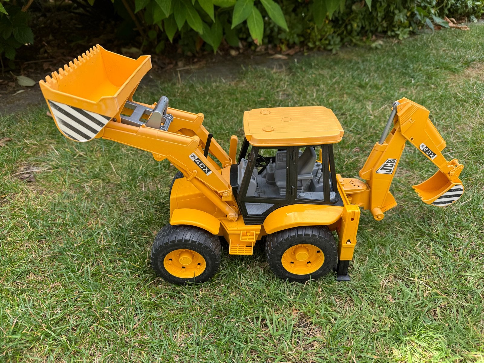 JCB 4CX Speelgoed Graafmachine, Ophalen, Gebruikt