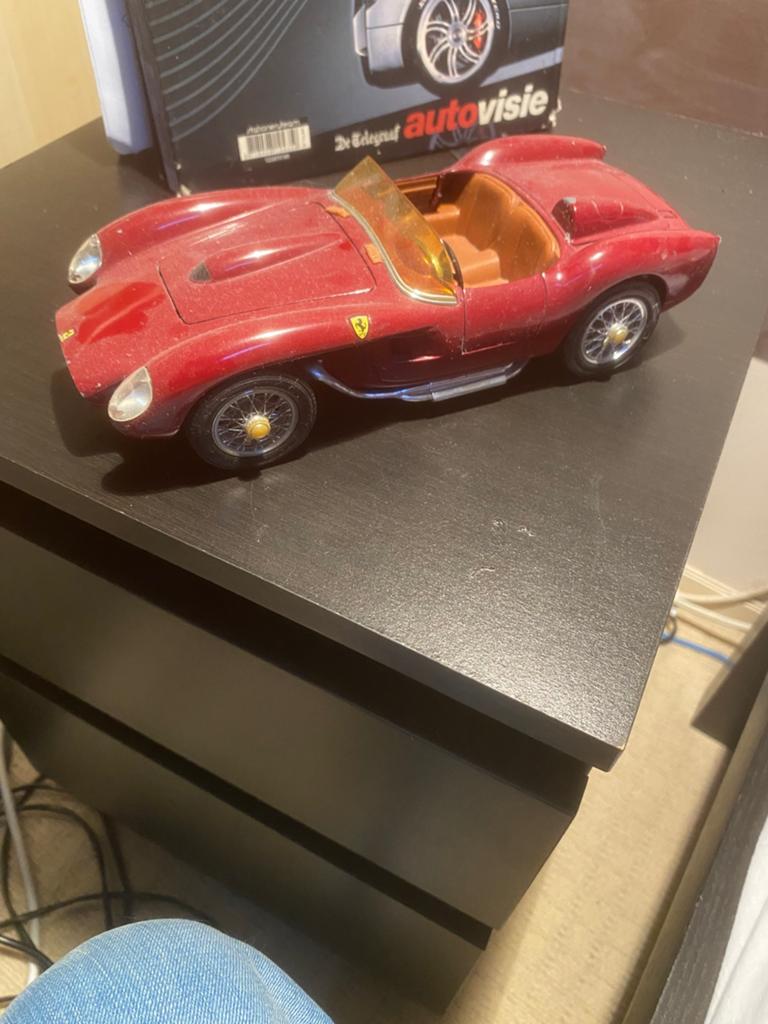 Ferrari 250 testa rossa burago, Ophalen, Gebruikt, Bburago