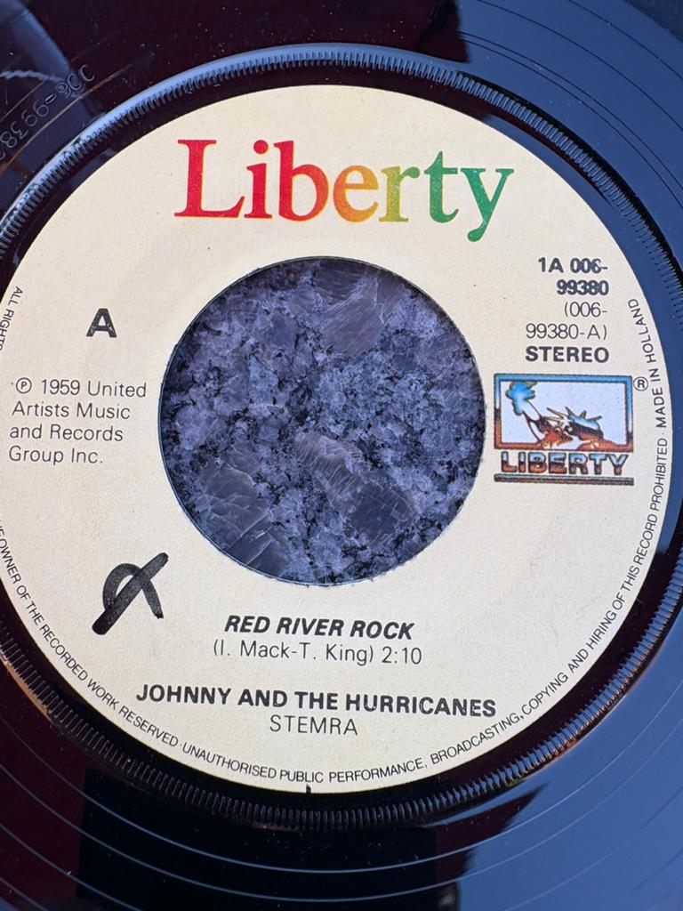 Johnny and the Hurricanes - Red river rock/Reveille rock, Ophalen of Verzenden, Zo goed als nieuw, Pop