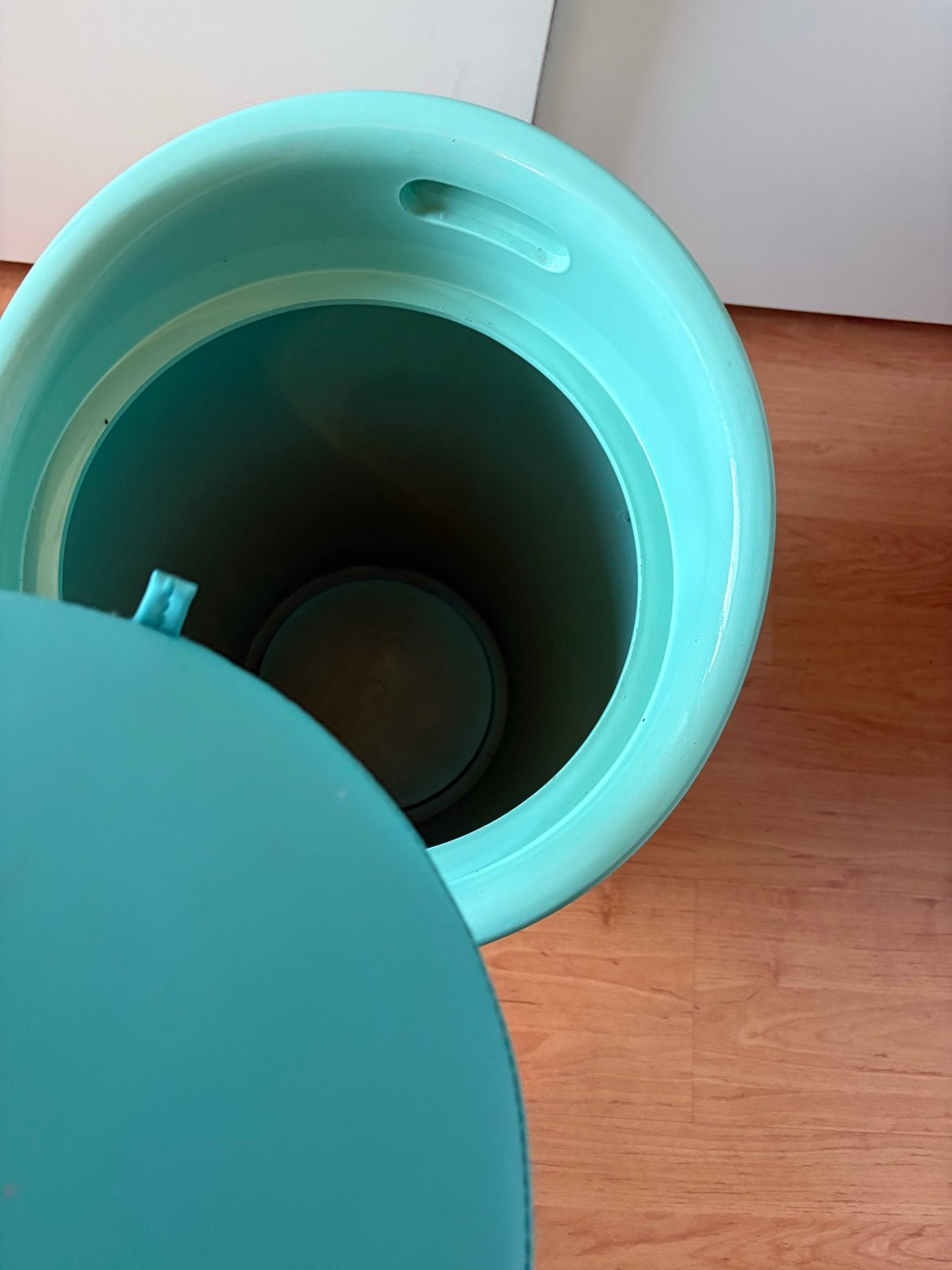 Turquoise krukje met opbergruimte, Ophalen of Verzenden, Gebruikt, Kunststof