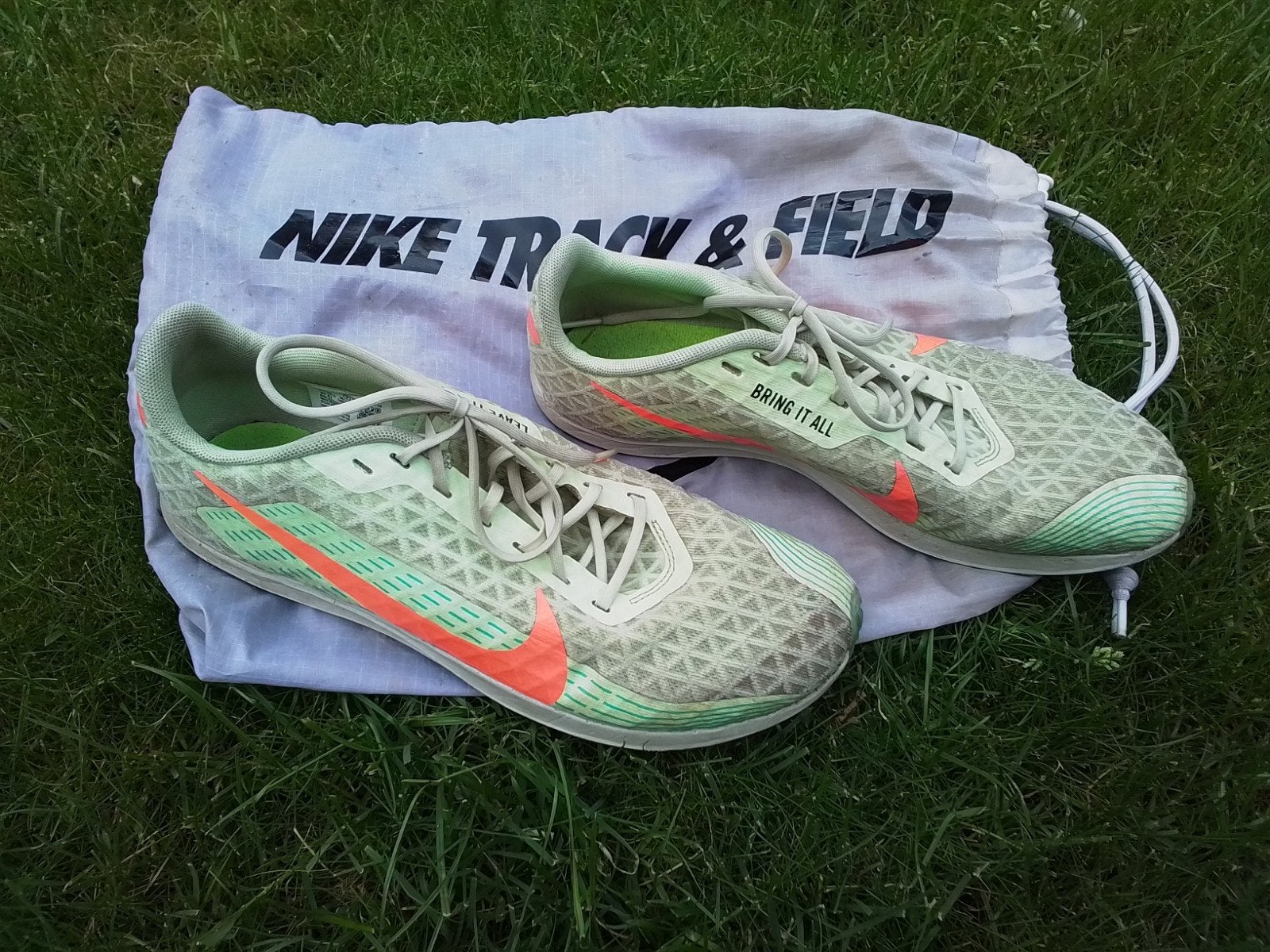 Nike Spikes Zoom Rival met tasje -  US 9,5, Sport en Fitness, Loopsport en Atletiek, Gebruikt, Nike, Ophalen of Verzenden, Spikes