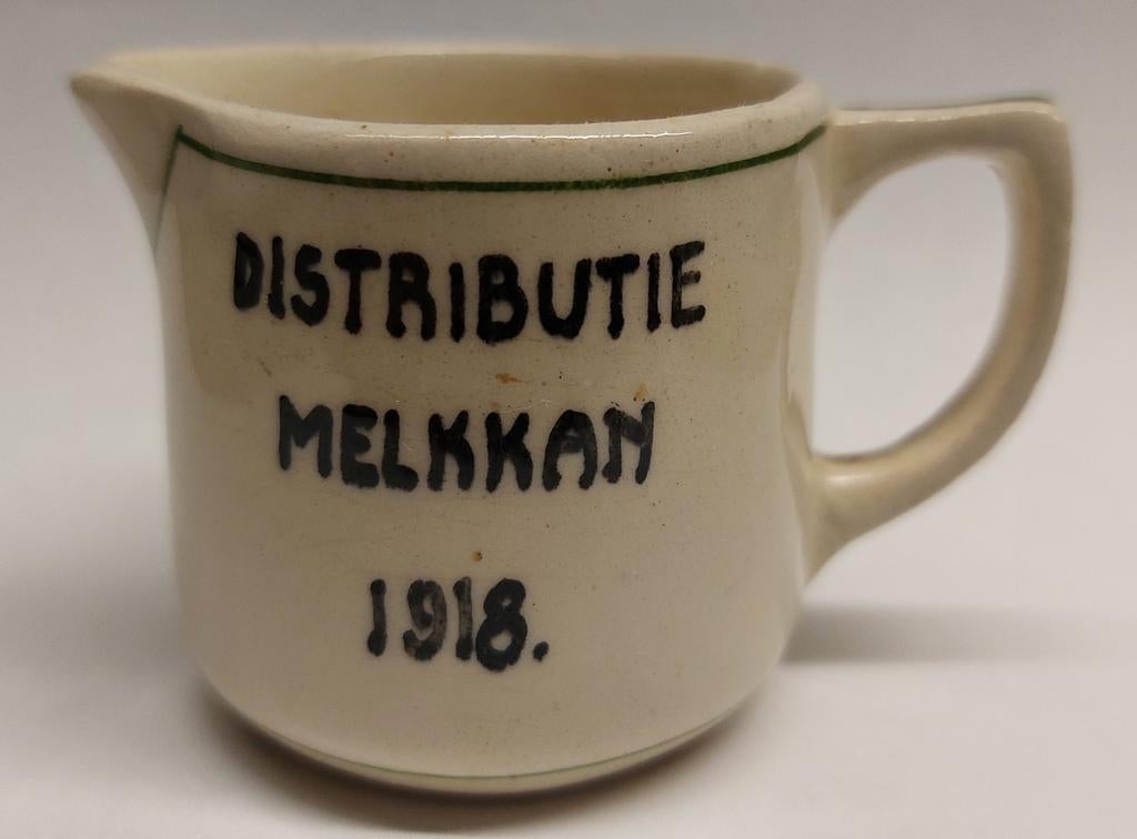 Distributie Melkkan 1918. Ivora Gouda., Antiek en Kunst, Antiek | Keramiek en Aardewerk, Ophalen of Verzenden