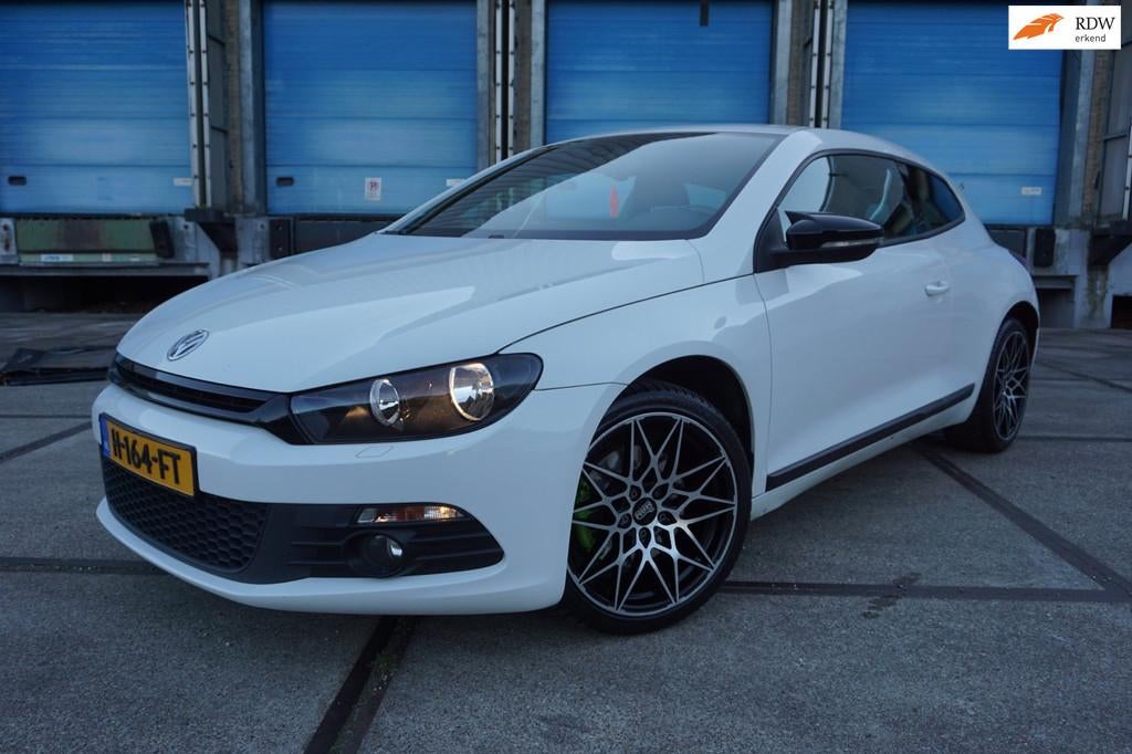 Volkswagen Scirocco 1.4 TSI, Auto's, Voorwielaandrijving, Euro 5, 15 km/l, Gebruikt