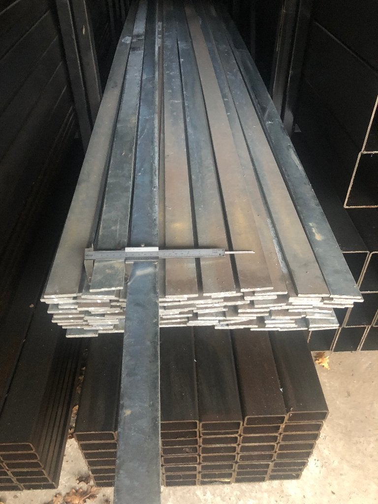 Diverse maten gegalniviseerde strip ,plat, rond, Ophalen, Overige materialen, Nieuw, 250 cm of meer