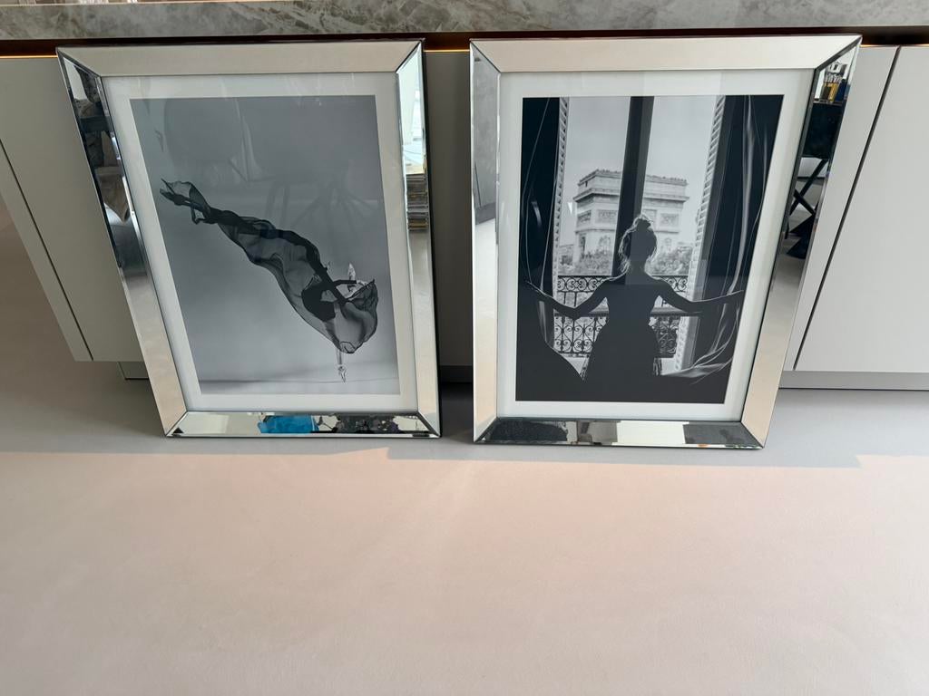 2 schilderijen Spiegelglas lijst Hotel chique Paris, Ophalen