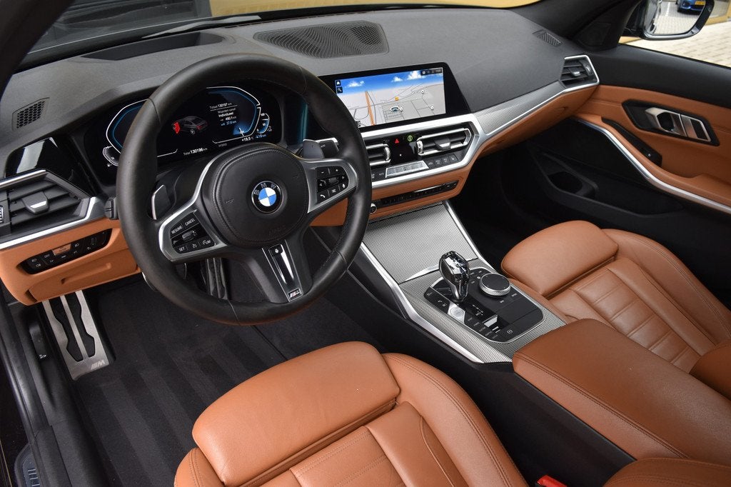 BMW 3-serie 330e eDrive Edition * M-Pakket * SOH 95% * Head-, Auto's, BMW, 1998 cc, Achterwielaandrijving, Gebruikt, Zwart