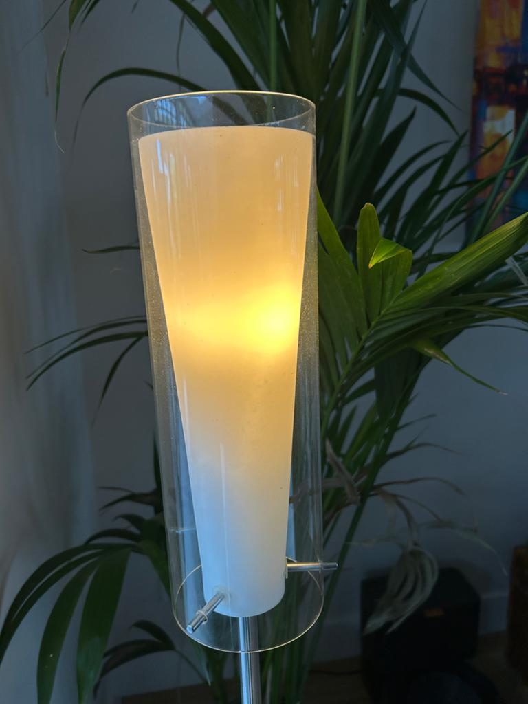 Moderne staande lamp met glazen kap, Ophalen, Zo goed als nieuw, Glas, 100 tot 150 cm