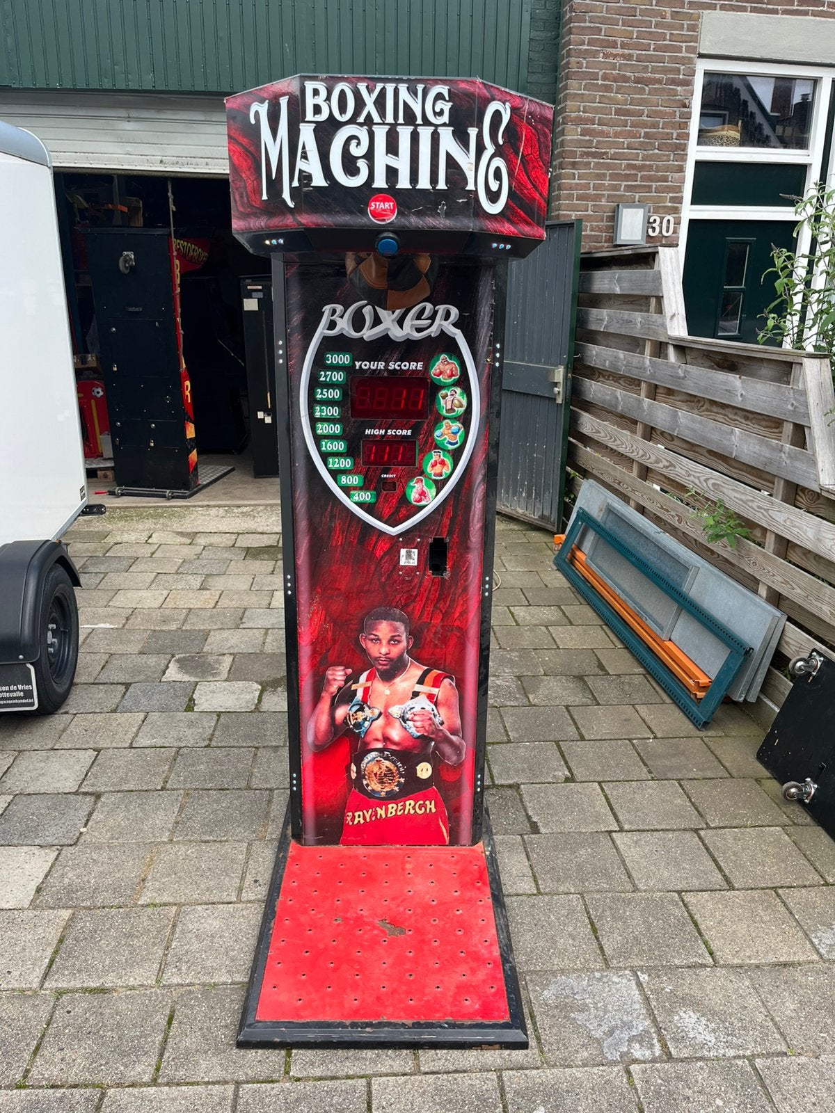 Te koop boksbal automaat met werk, Ophalen of Verzenden, Gebruikt, Carnaval