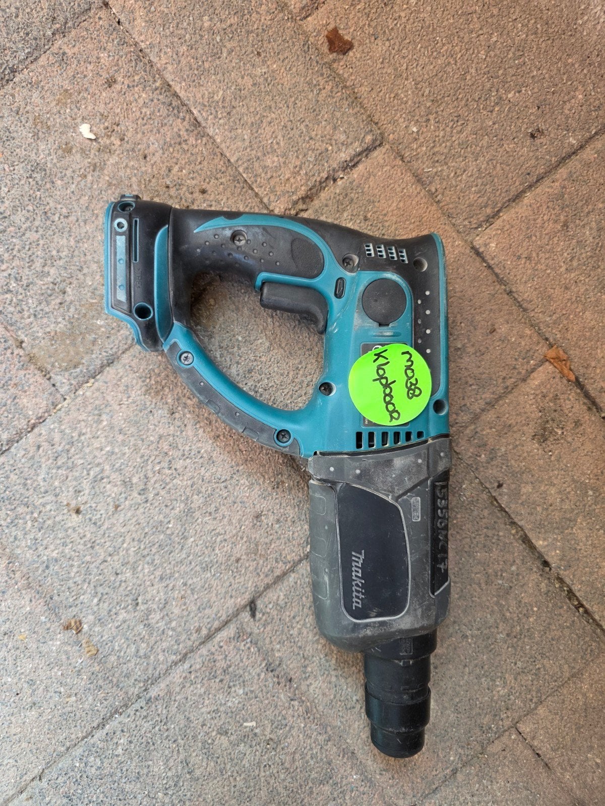makita klopboormachine  DHR202, Boormachine, 600 watt of meer, Ophalen of Verzenden, Zo goed als nieuw