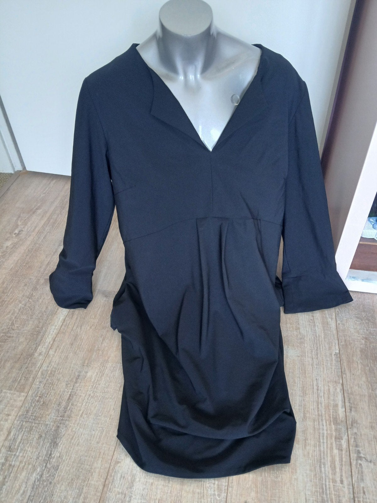 nieuw Zwarte jurk La Dress by Simone, maat M, Maat 38/40 (M), Zwart, Ophalen of Verzenden, Zo goed als nieuw