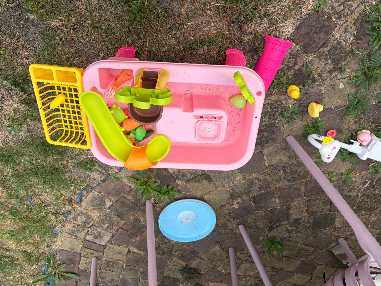 Roze zand- en watertafel met accessoires, Ophalen, Gebruikt