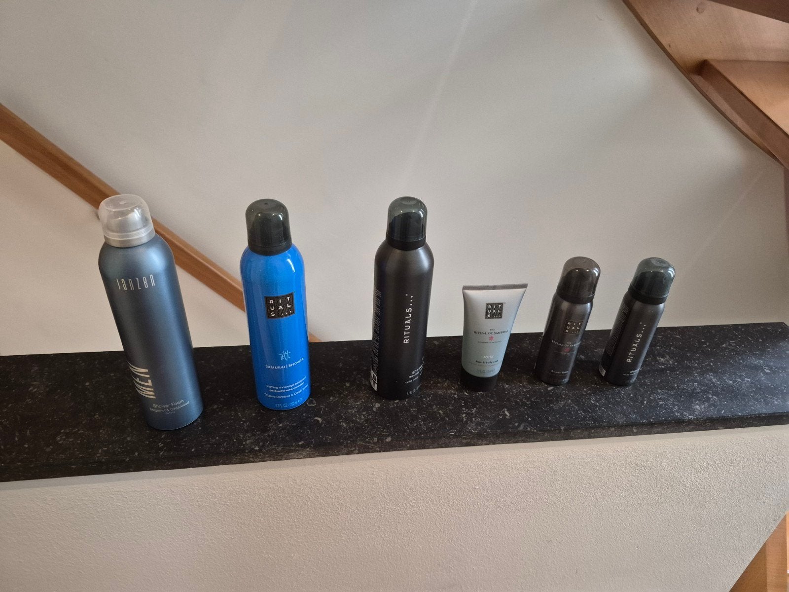 nieuwe flessen Shower Foam, Ophalen of Verzenden, Nieuw, Bad & Douche