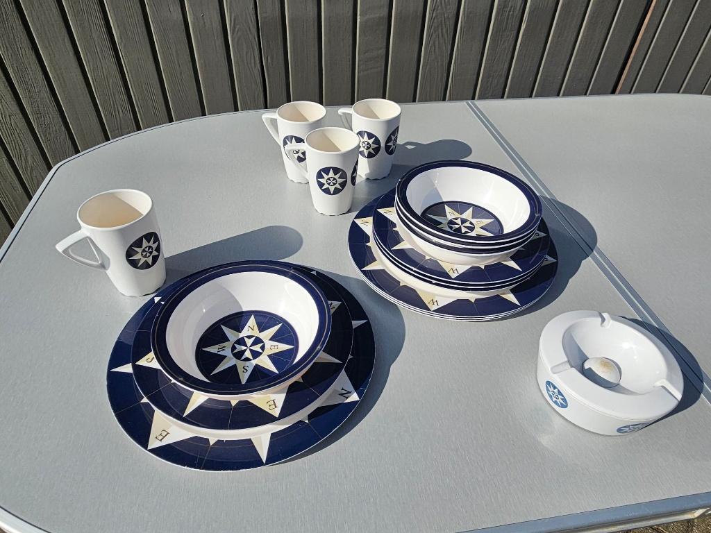 campingservies windroos, Caravans en Kamperen, Kampeeraccessoires, Ophalen, Gebruikt