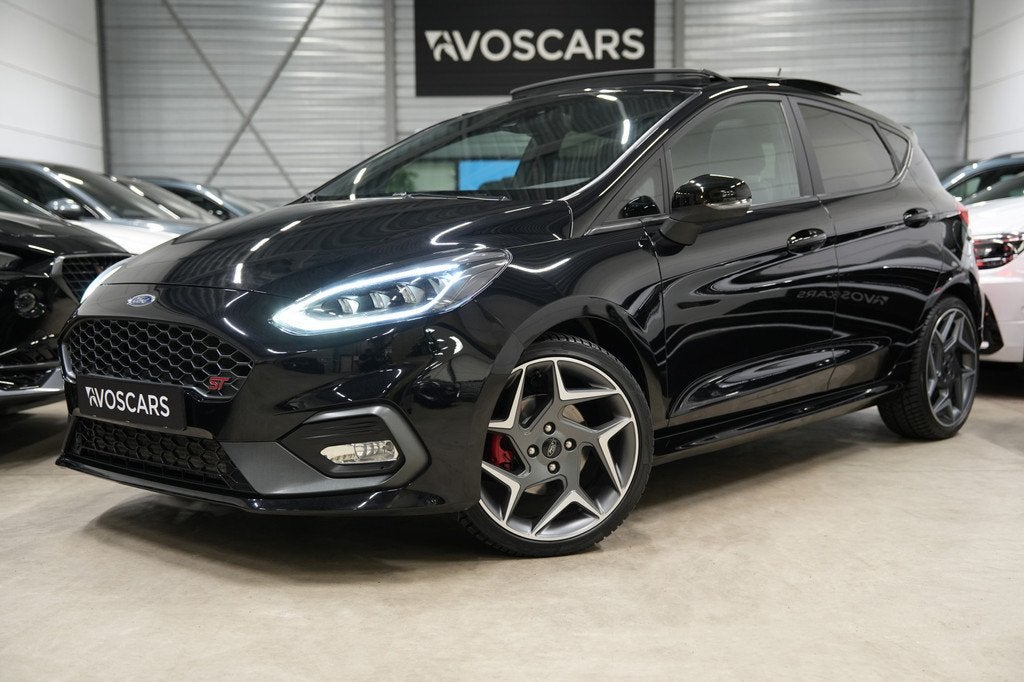 Ford Fiesta 1.5 EcoBoost ST-3 200PK * Performance - Pano - L, Auto's, Voorwielaandrijving, Met garantie (alle), Zwart, Origineel Nederlands