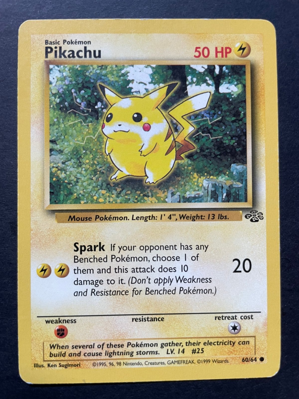 Pikachu pokemon kaart jungle 60/64, Ophalen of Verzenden, Zo goed als nieuw