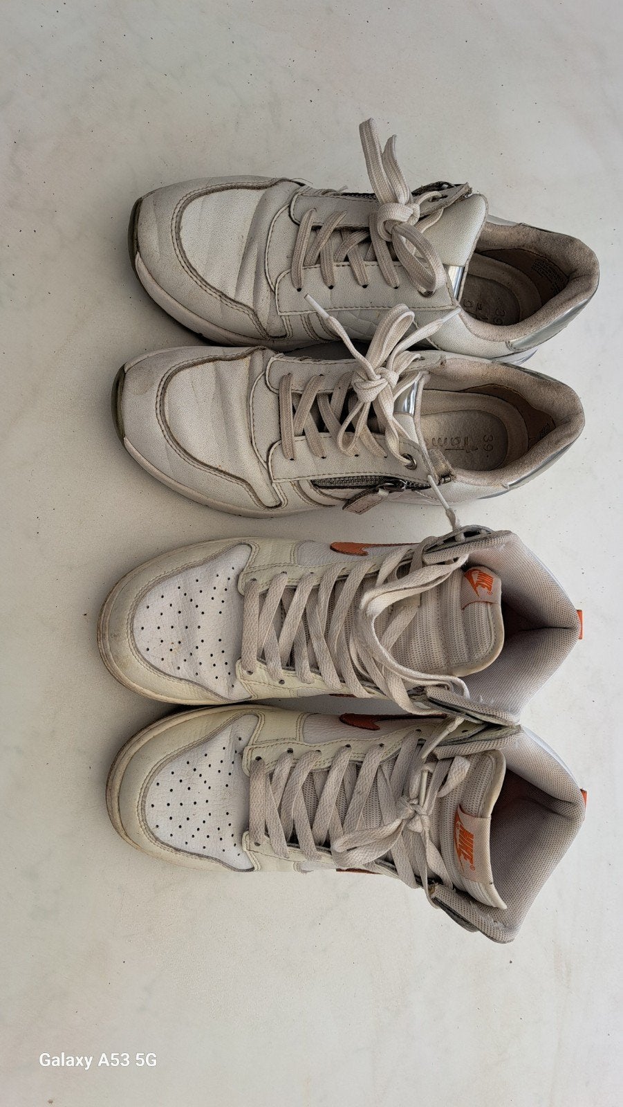 Schoenen 39 en 38,5, Kleding | Dames, Ophalen of Verzenden, Zo goed als nieuw, Zwart, Sneakers of Gympen