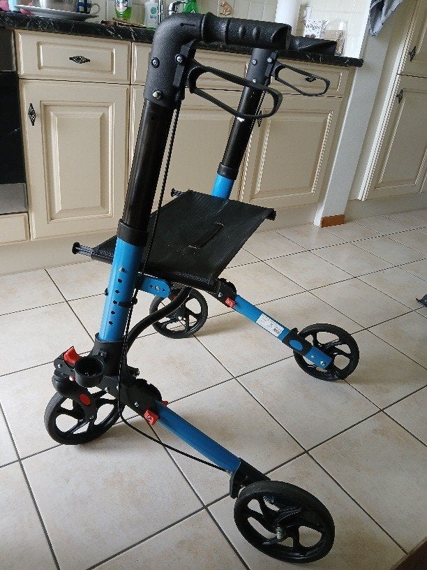 Rollator Multimotion Blauw i.g.st., Ophalen, Lichtgewicht, Gebruikt