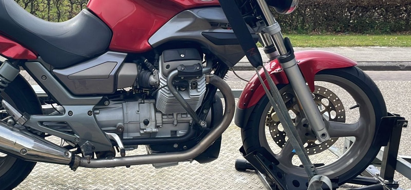 Motorblok Breva 750ie, Motoren, Ophalen