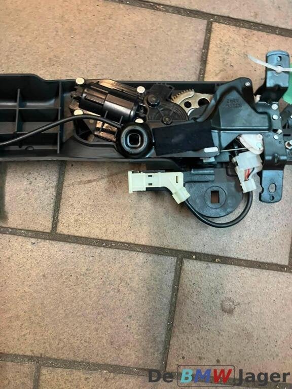 Foto 4 van Kofferklepslot origineel BMW E93 F33 F83 + LCI  51247129214