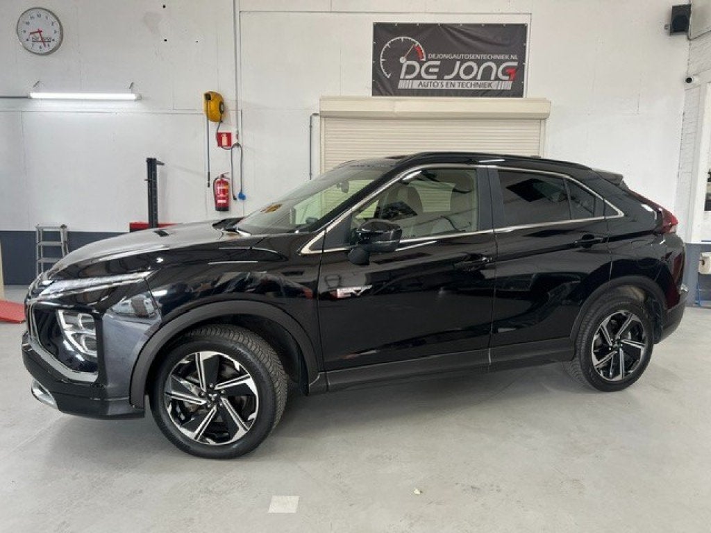 Mitsubishi ECLIPSE CROSS 2.4 PHEV INTENSE+, Camera, Stoel ve, Auto's, Automaat, 4 cilinders, Bedrijf, Vierwielaandrijving