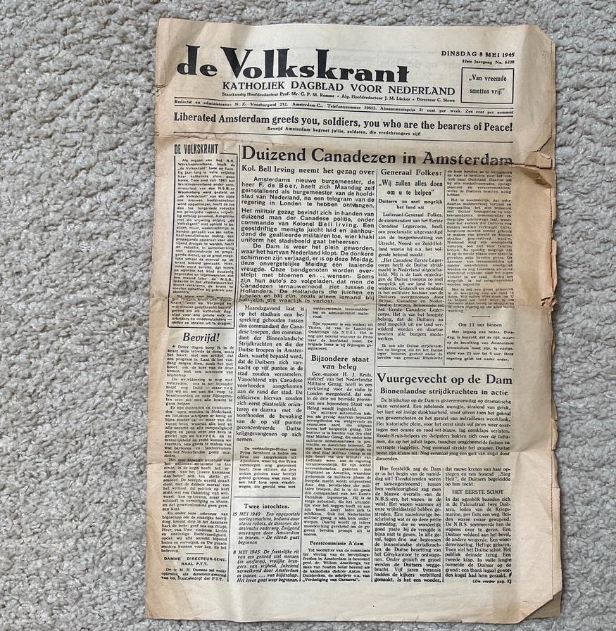 Antieke Volkskrant, 8 mei 1945, Verzamelen, Ophalen of Verzenden, 1940 tot 1960, Tijdschrift