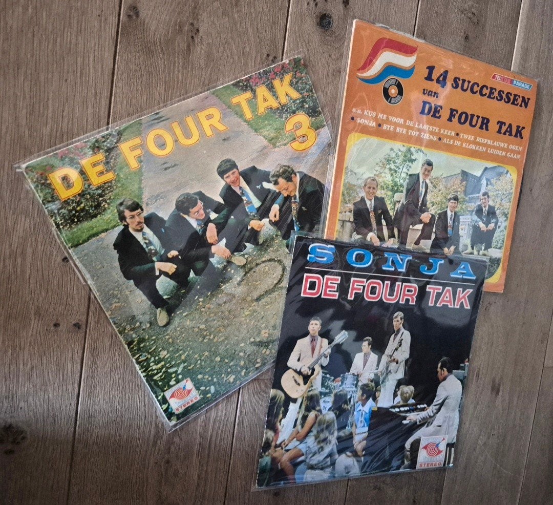 De Four Tak - 3 LPs - piraten toppers., Cd's en Dvd's, Vinyl | Nederlandstalig, Ophalen of Verzenden, Zo goed als nieuw, Overige formaten