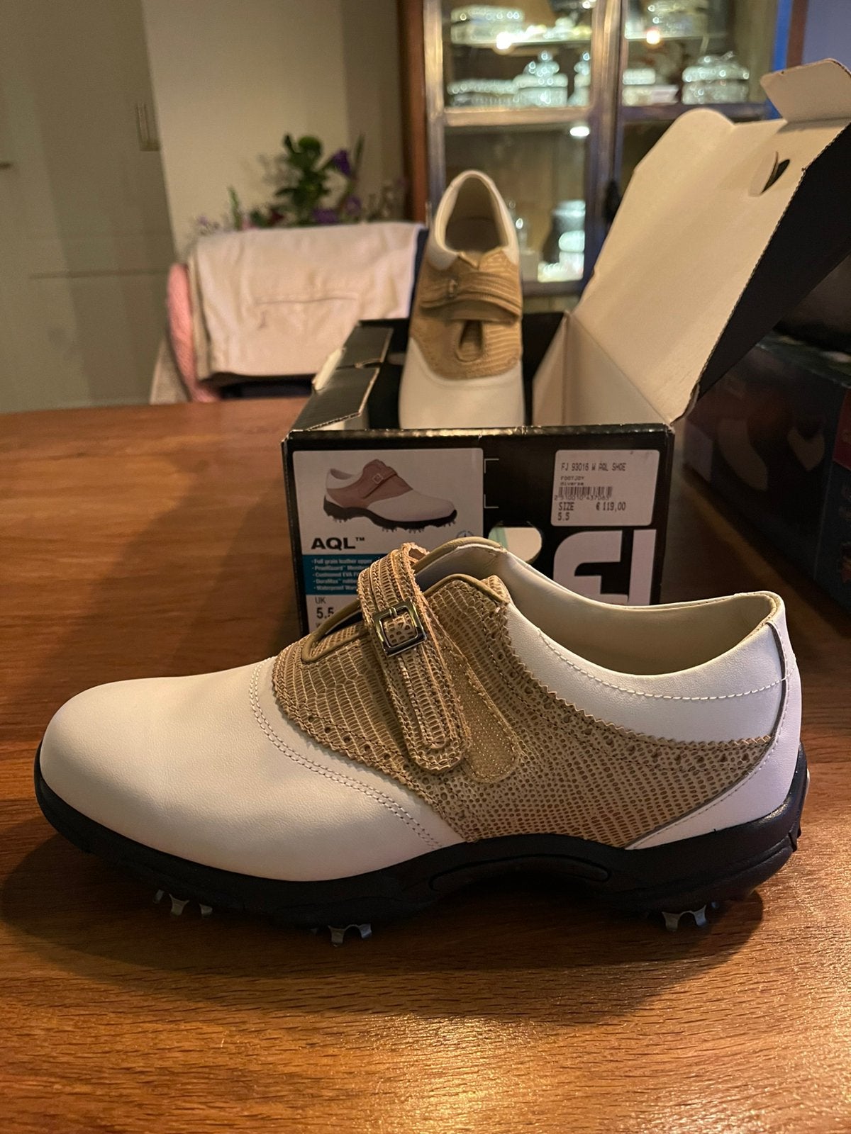 Footjoy Golf schoenen Dames nieuw leder 38,5, Ophalen of Verzenden, Nieuw, Schoenen