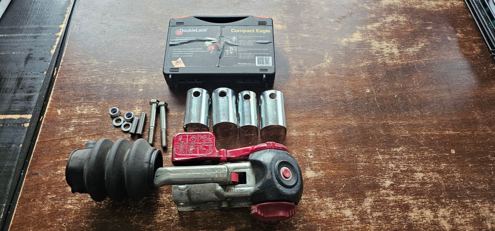 Alko AKS 1300 met DoubleLock Compact Eagle, Caravans en Kamperen, Ophalen, Gebruikt