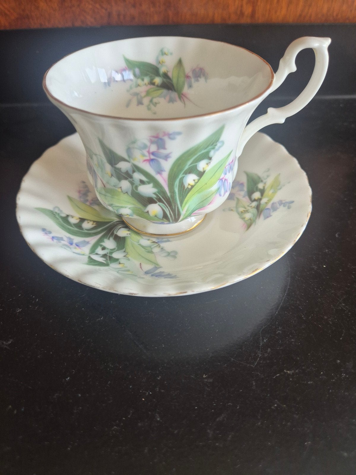 Cheverell summertime series royal albert, Ophalen of Verzenden, Gebruikt, Porselein, Kop en/of schotel