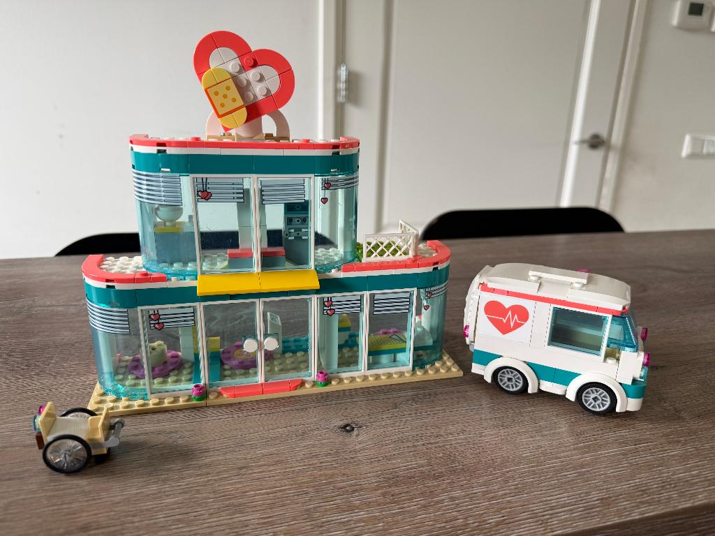 Lego Friends Heartlake ziekenhuis 41394, Ophalen, Lego, Friends, Zo goed als nieuw