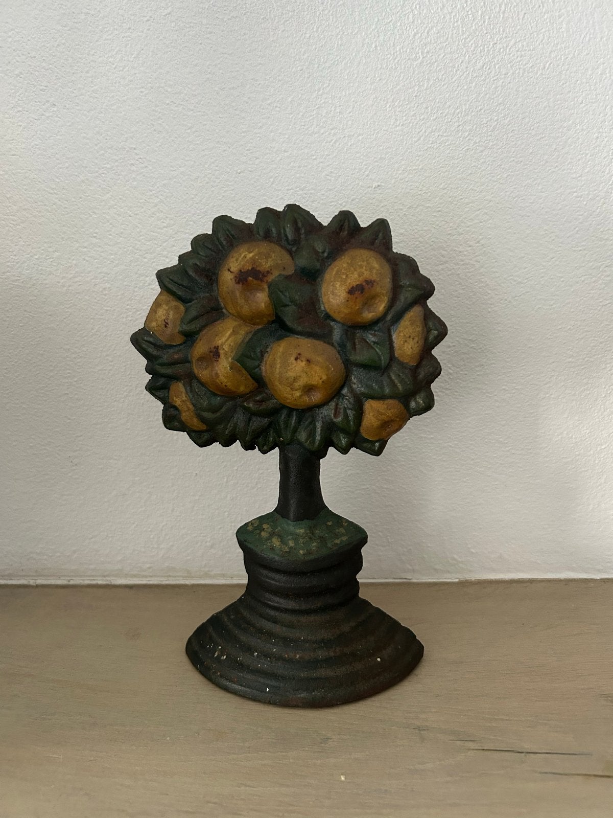 Vintage gietijzeren deurstopper in de vorm van een boom, Ophalen of Verzenden