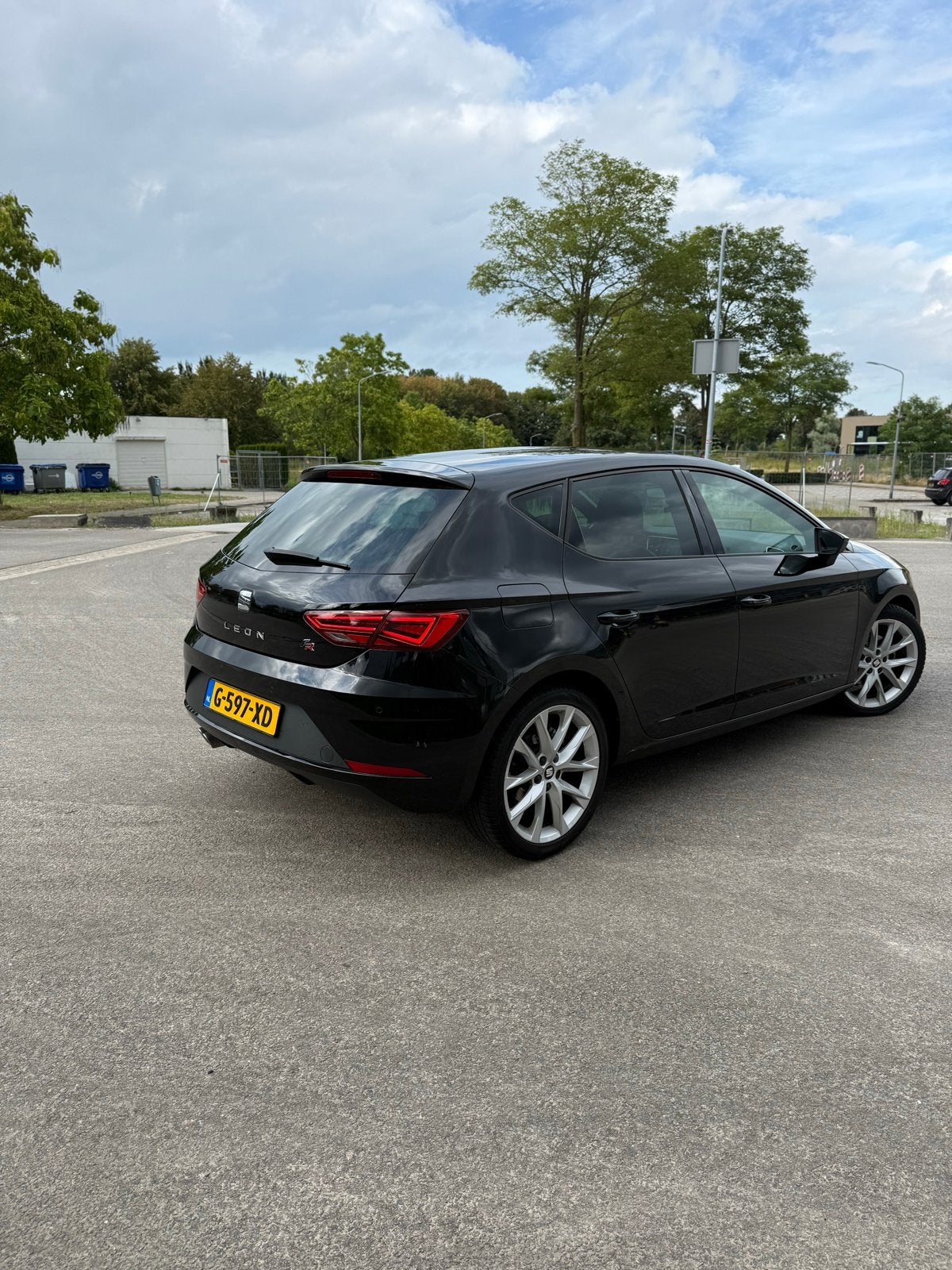 Seat Leon 1.5 TSI 150PK Dsg-7 2019 Zwart, Auto's, 1498 cc, Zwart, 4 cilinders, 620 kg