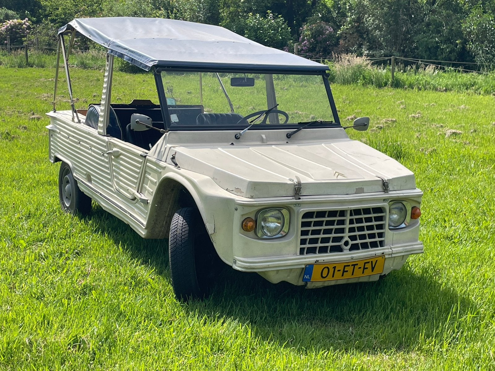 Prachtige Citroën Mehari 1977 Beige, Auto's, Voorwielaandrijving, Cabriolet, Beige, Handgeschakeld