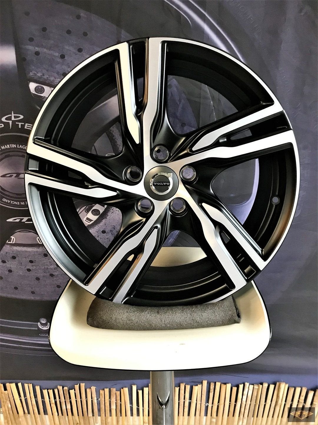 22 inch 5x108 Volvo XC90 (IXION IV) Look Velgen Nieuw, Velg(en), -, -, Nieuw