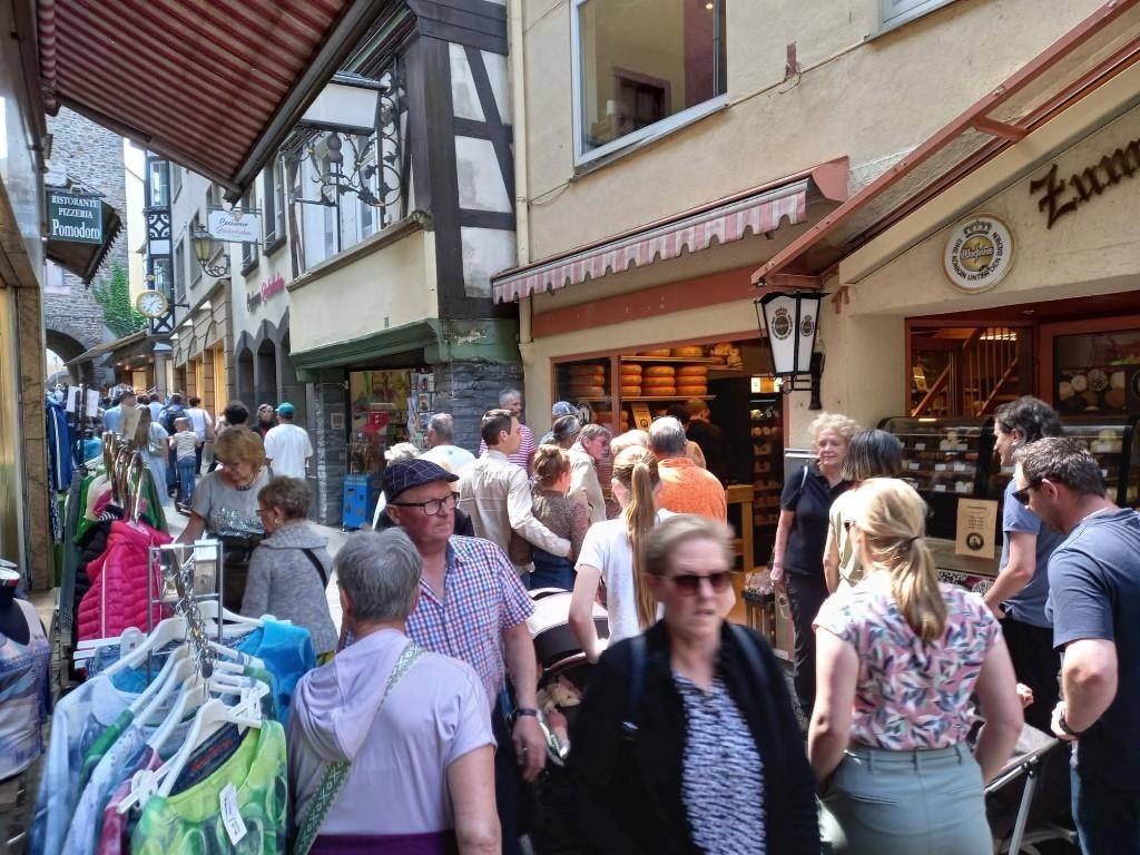 UNIEKE KANS - Complete Delicatessenwinkel in Cochem (D), Zakelijke goederen, Exploitaties en Overnames