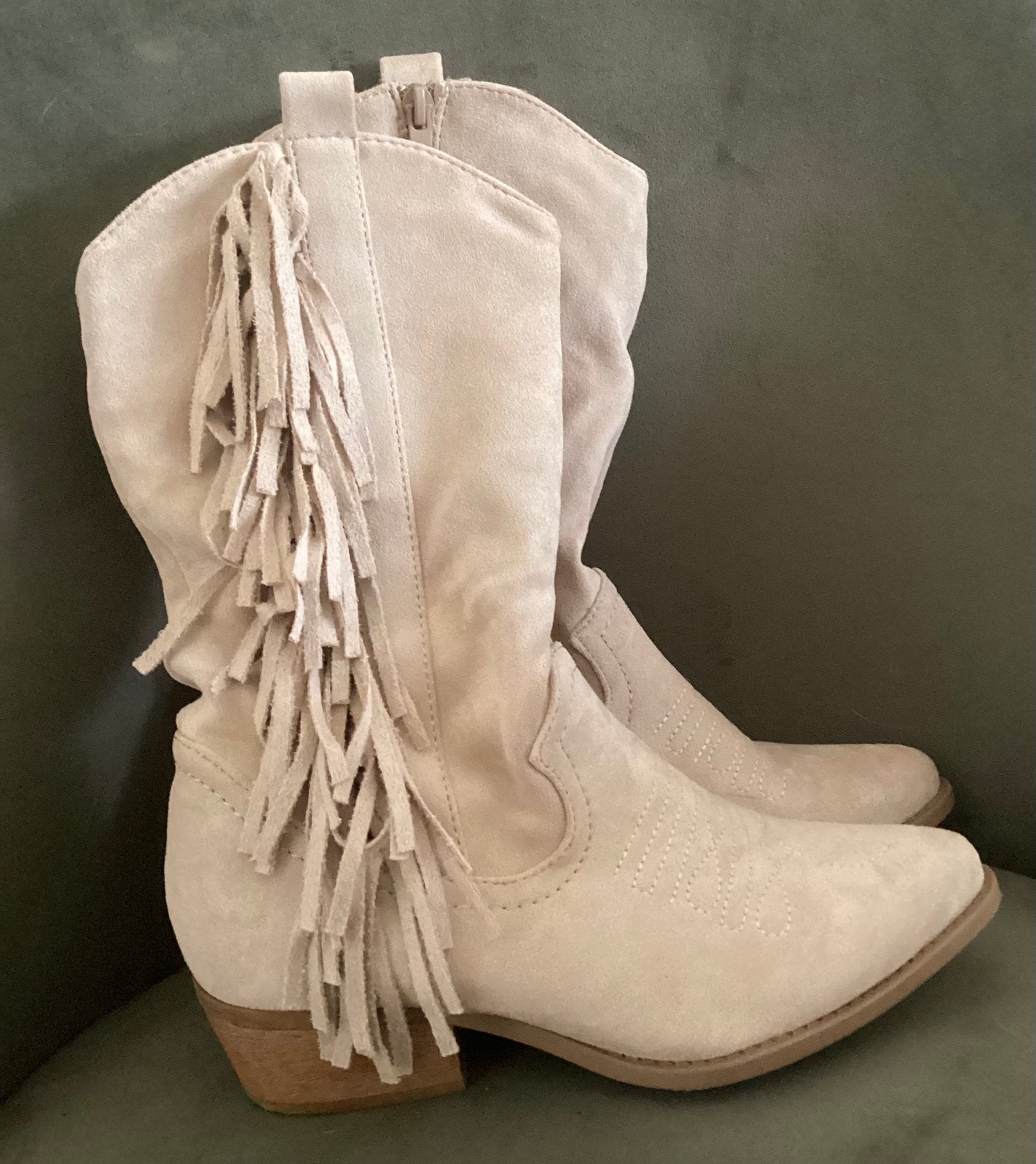 NIEUWE COWBOYLAARZEN! SUPERMOOI!! MAAT 37 ,SUPERTOF!!!, Beige, Lage of Enkellaarzen, Nieuw, Ophalen of Verzenden