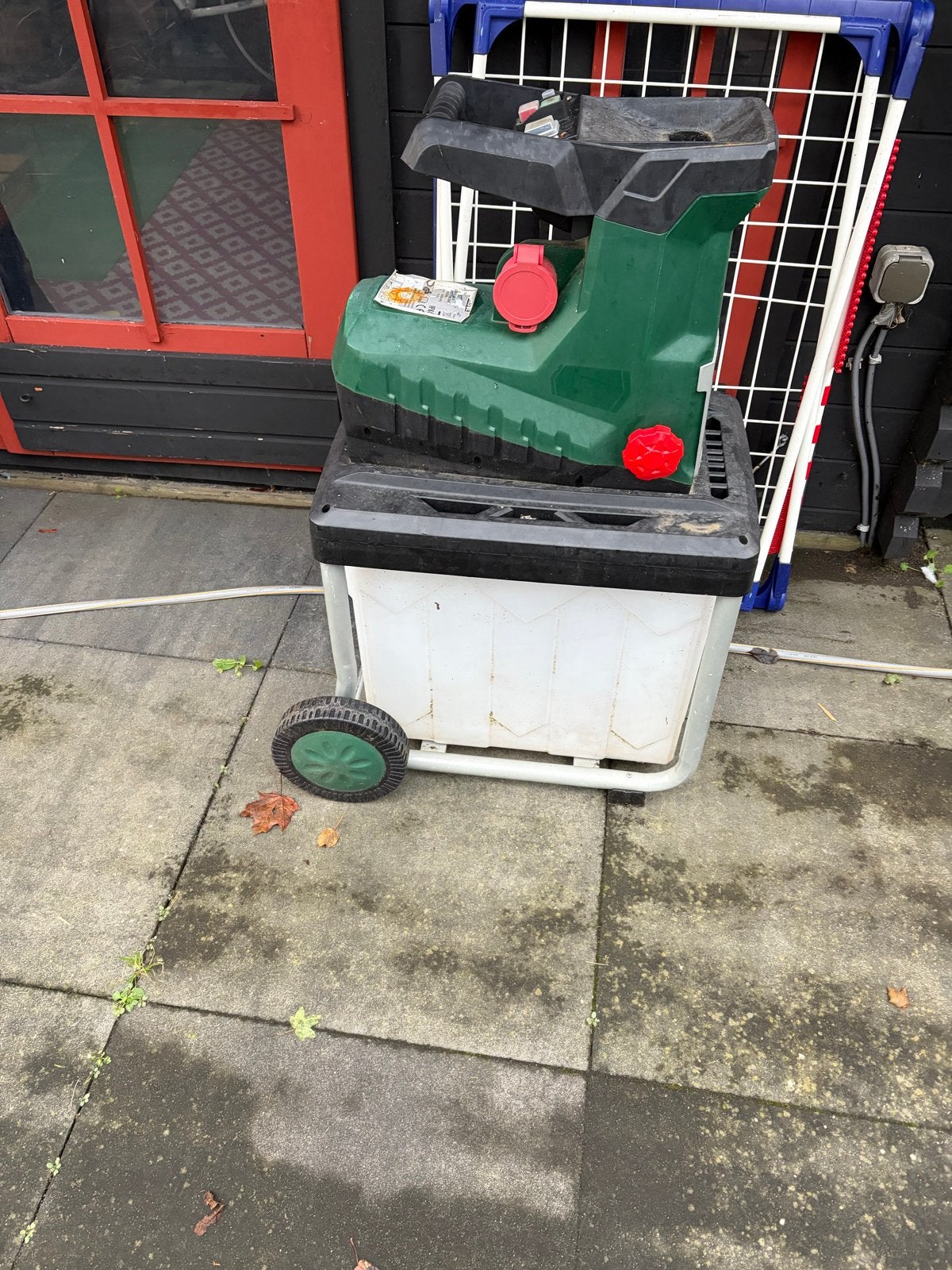 Gratis Parkside Hakselaar (defect, drukplaat mist), Ophalen, Gebruikt, Elektrisch, Met opvangbak