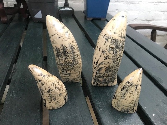 vier keer replika scrimshaw/ walvisvaarderskunst, Ophalen of Verzenden