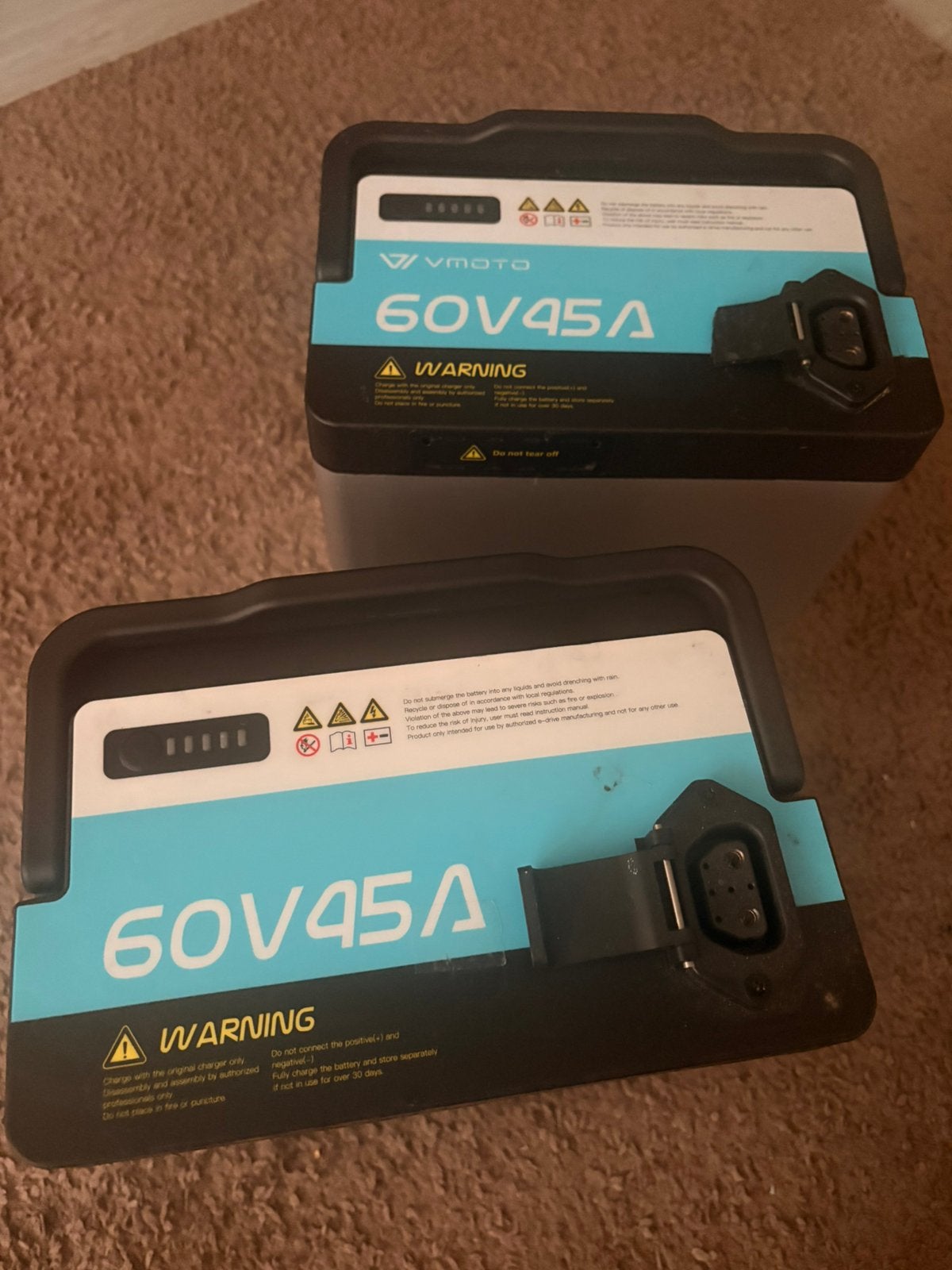 Super Soco VMoto 60V 45A Accu's (2 stuks), zgan, Ophalen, Zo goed als nieuw